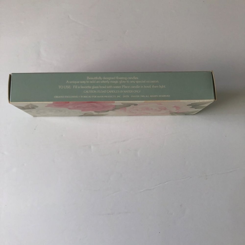 VINTAGE Avon Soft‎ Rose Floating Candles 3 Pc Set Fragrance New In Box Red Pink - Picture 6 of 7